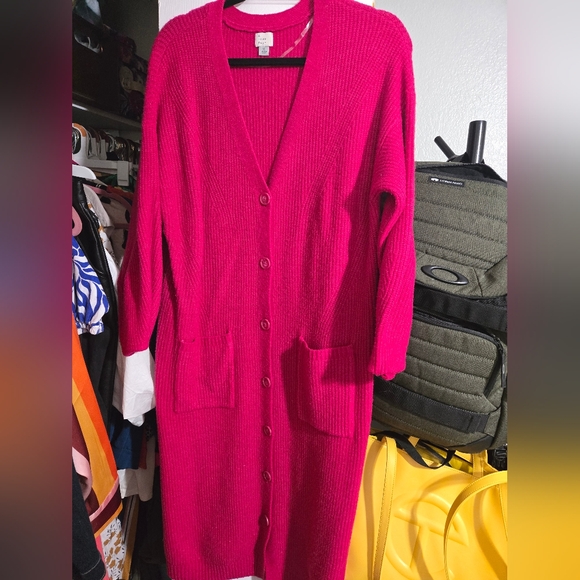Fuchsia Pink Cardigan - Picture 1 of 3